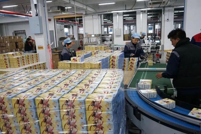 难求” 成爆款竟然是开化出品！瓦力棋牌游戏哪吒卡牌 “一卡(图2)